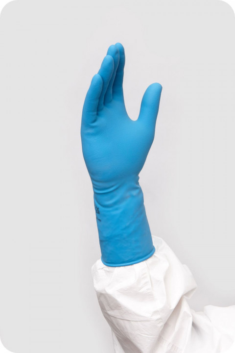 Manu L protective glove 